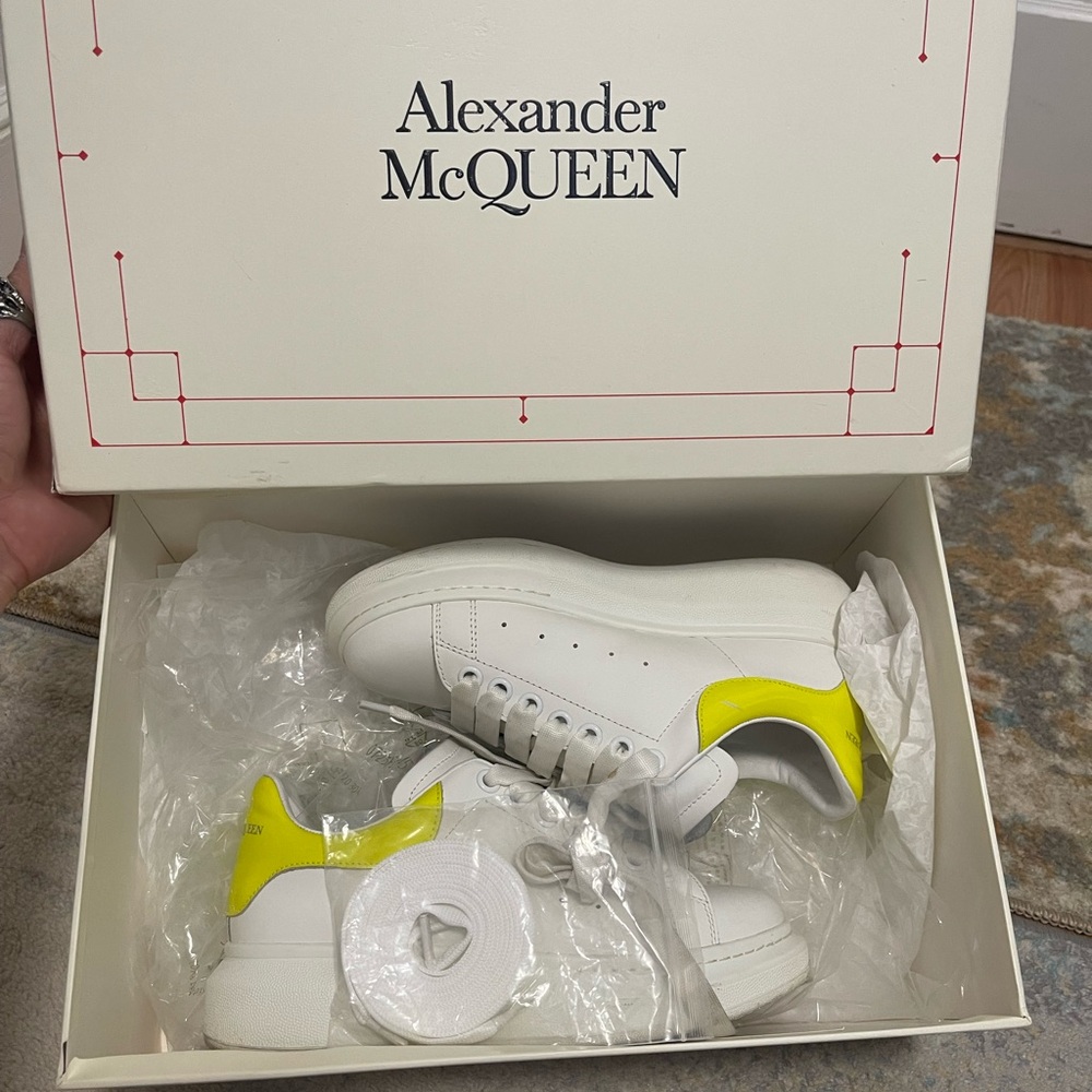 EUC Women Sz 7 (Euro Sz 37) Alexander McQueen Oversized Shoes White/Fluo Yellow - Picture 8 of 17